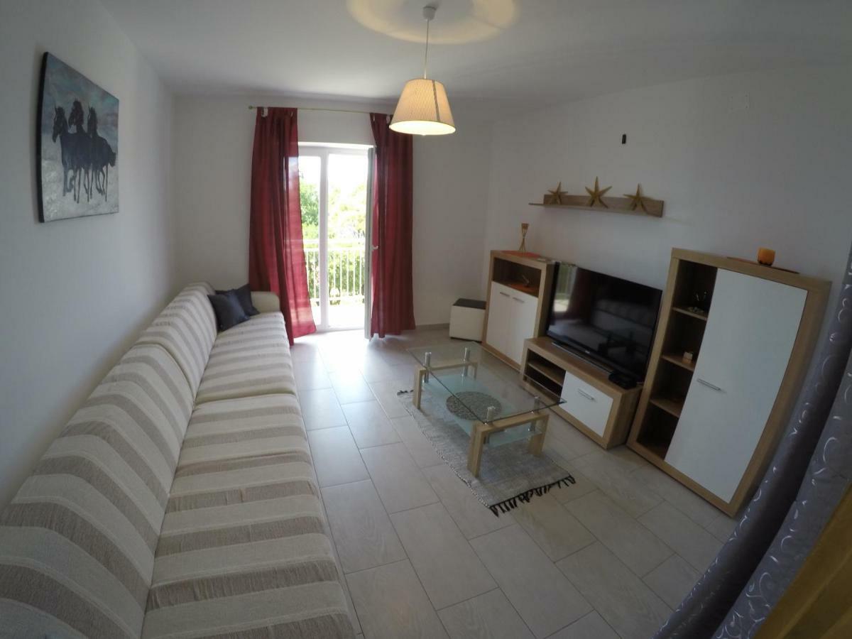 Apartmani Nada Klenovica Exterior foto