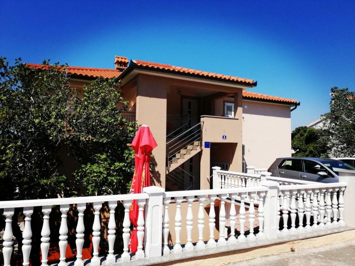 Apartmani Nada Klenovica Exterior foto
