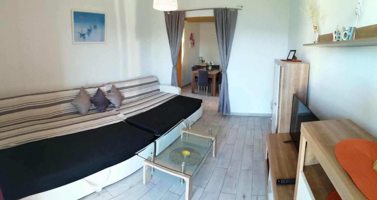 Apartmani Nada Klenovica Exterior foto