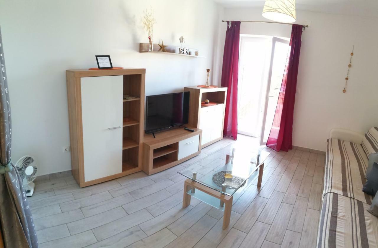 Apartmani Nada Klenovica Exterior foto
